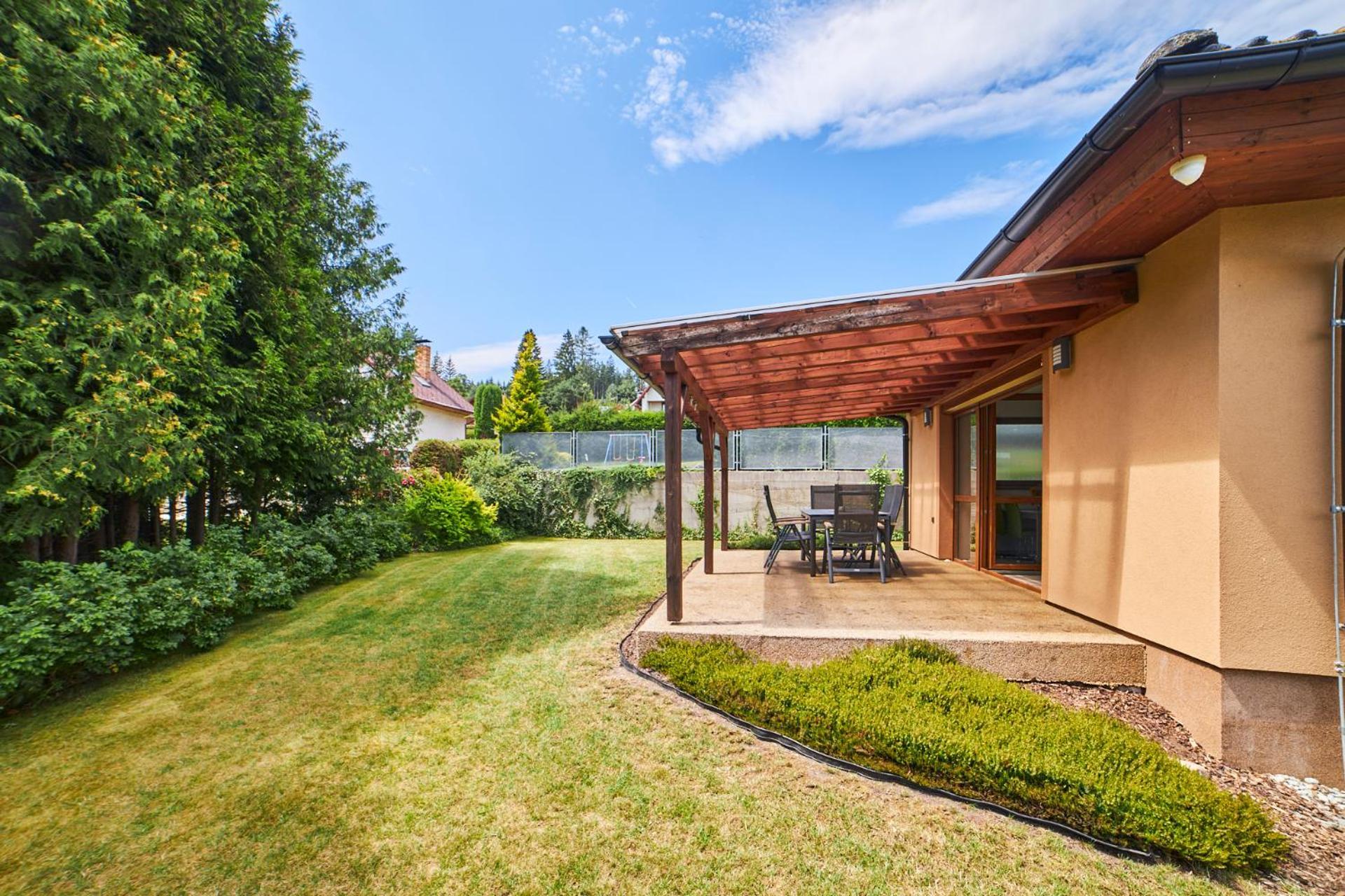 Na Lipne - House 1 Ferienhaus *